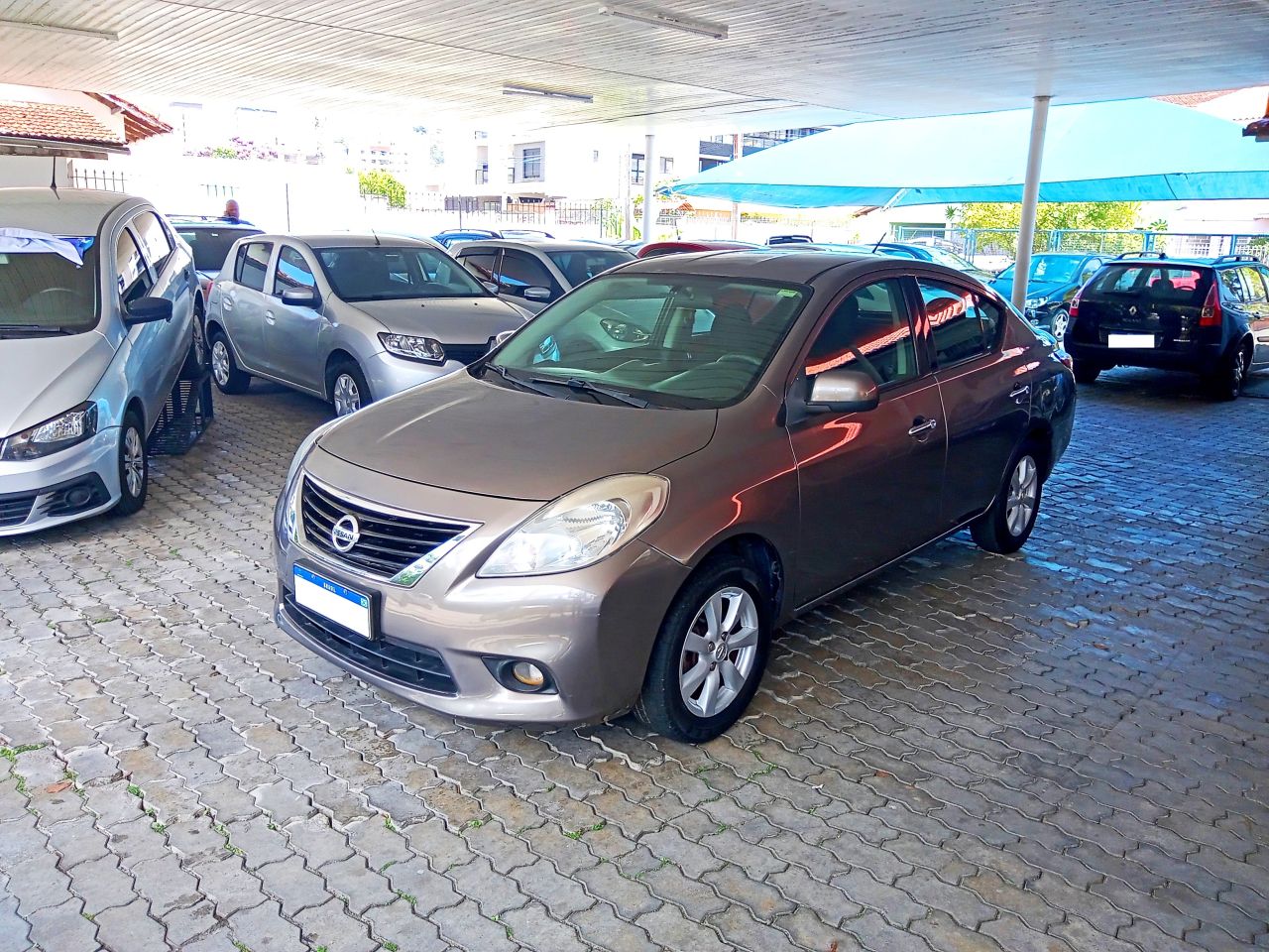 VERSA SL 1.6 16V Flex Fuel 4p Mec.