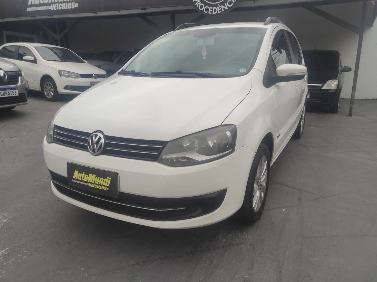 Vw Spacefox Trend automatica, ano 2014