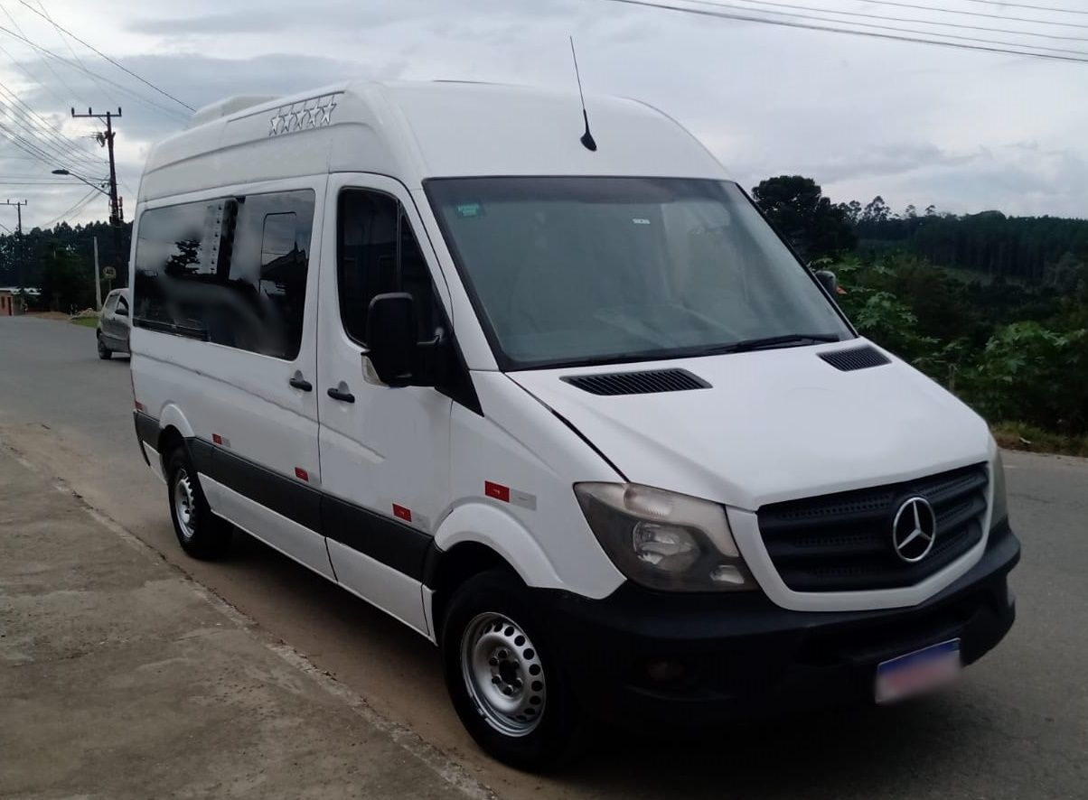 SPRINTER CDI 415 ANO 2018 TETO ALTO LUXO JM COD.741