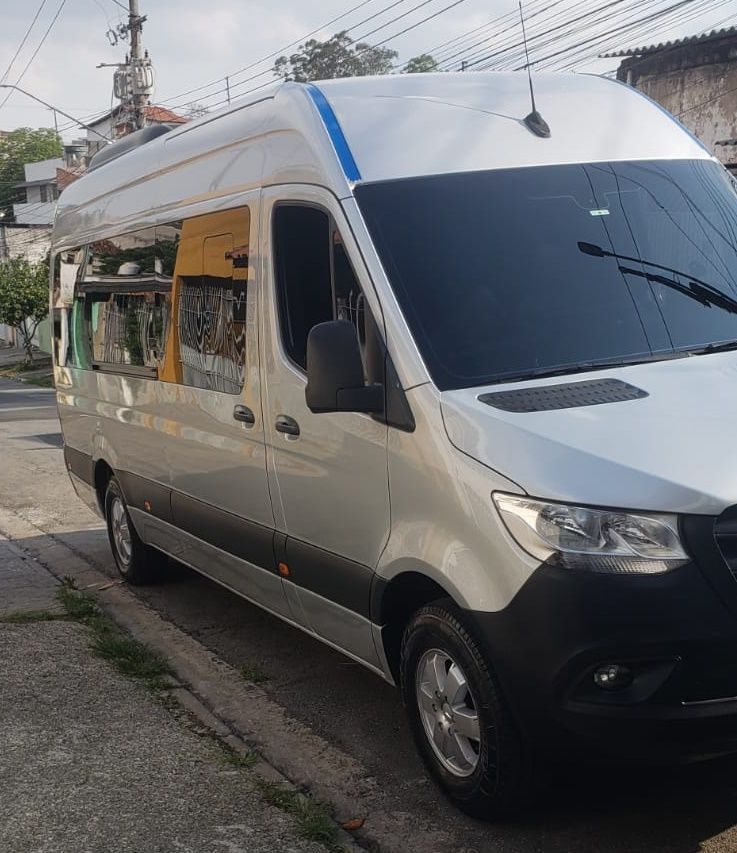 SPRINTER CDI 416 ANO 2021 LUXO JM COD.473