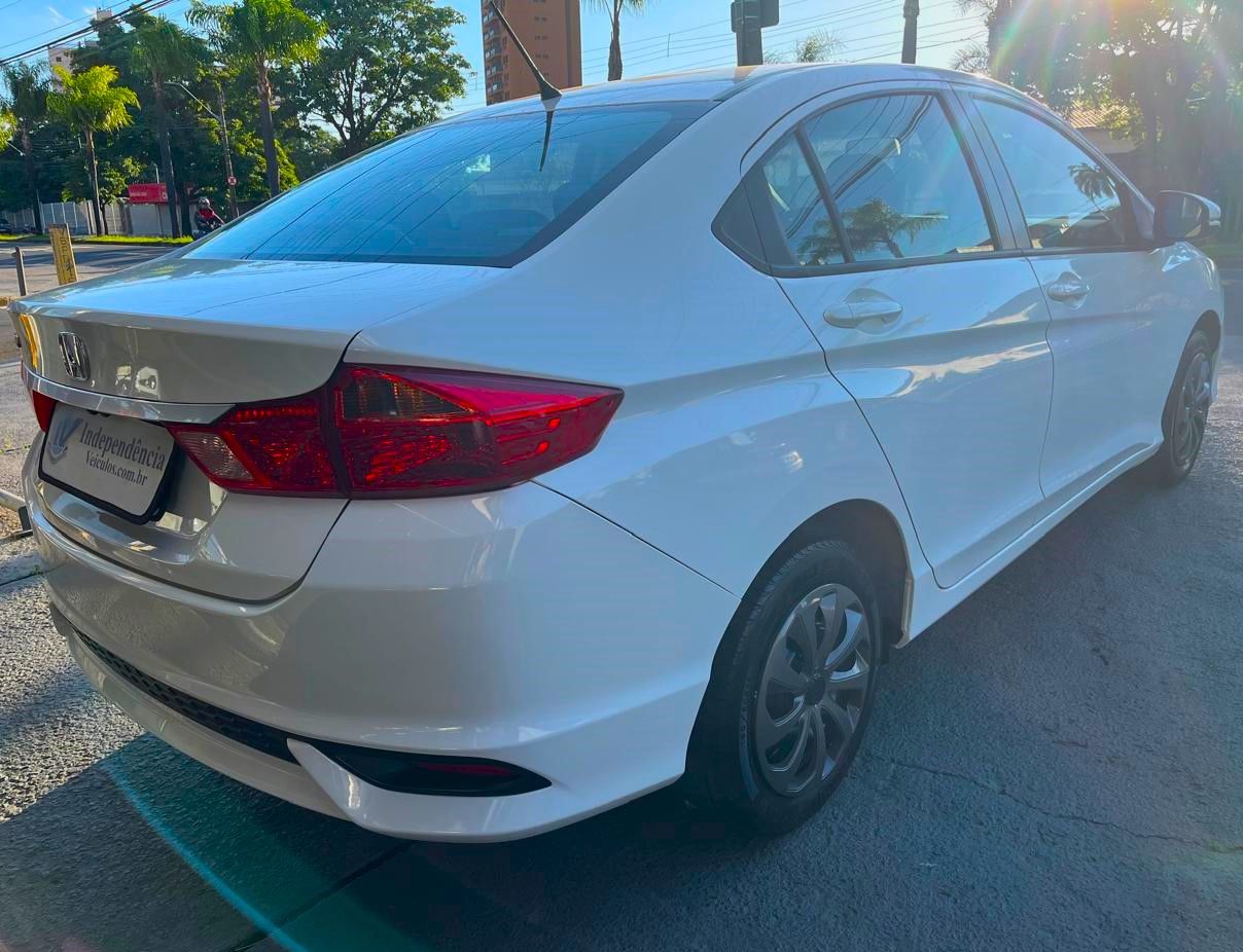 CITY Sedan Personal 1.5 Flex 16V Aut.