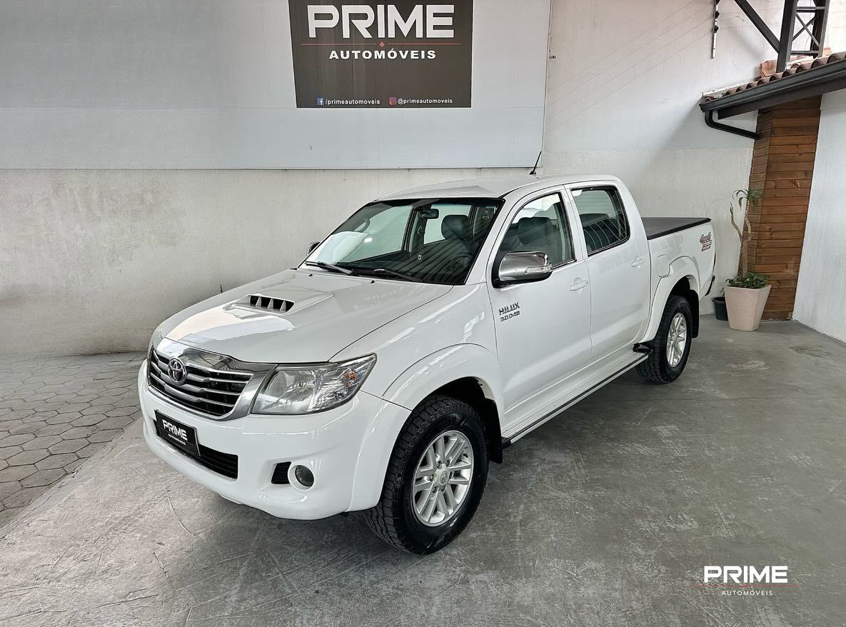 HILUX SRV 4x4 3.0 AUT 2013 IMPECAVEL