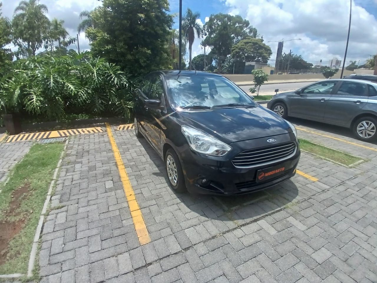 Ka+ Sedan 1.0 SE/SE PLUS TiVCT Flex 4p