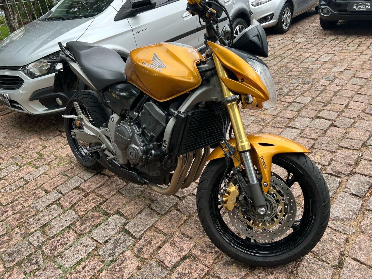 CB 600F HORNET