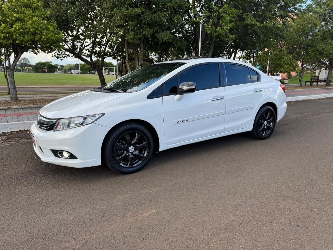 Civic Sedan EXS 1.8/1.8 Flex 16V Aut. 4p