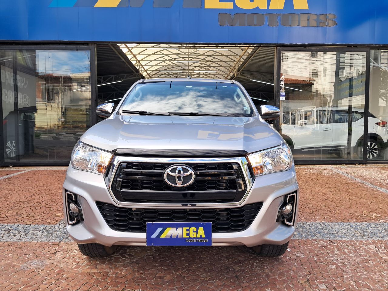 Hilux CD SRV 4x2 2.7 Flex 16V Automatico