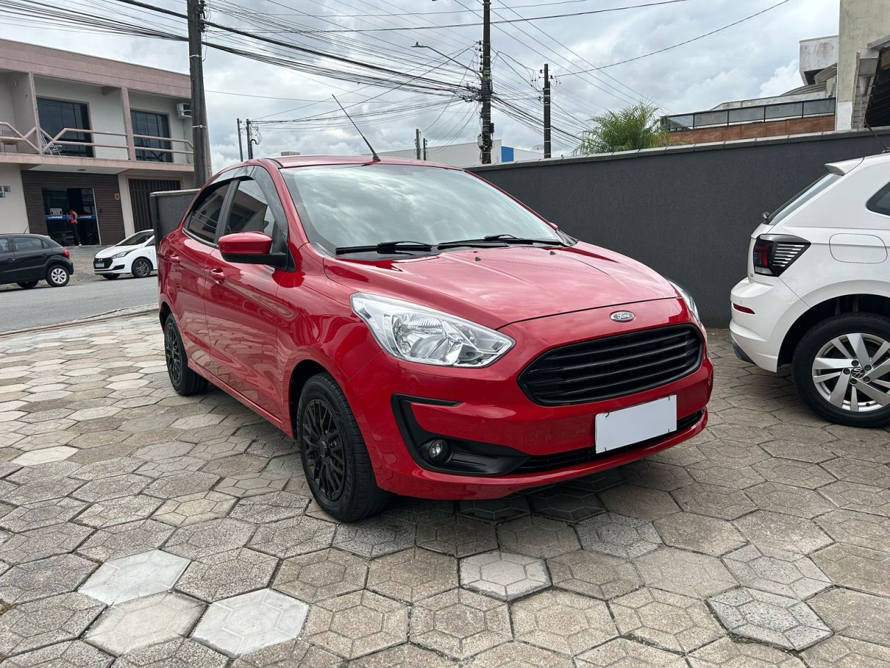 Ka+ Sedan 1.0 SE/SE PLUS TiVCT Flex 4p