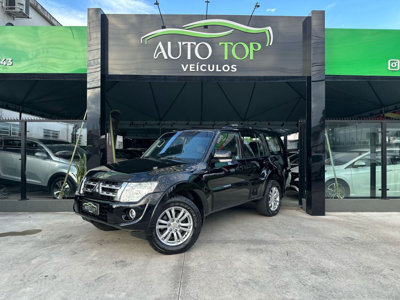 Pajero HPE Full 3.2 4x4 T.I.Dies. 5p Aut
