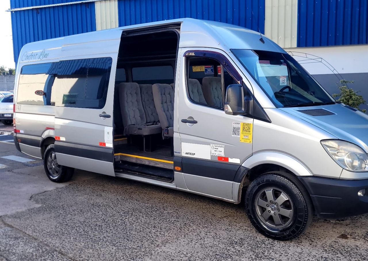 SPRINTER CDI 415 ANO 2013 EXECUTIVA JM COD.1410