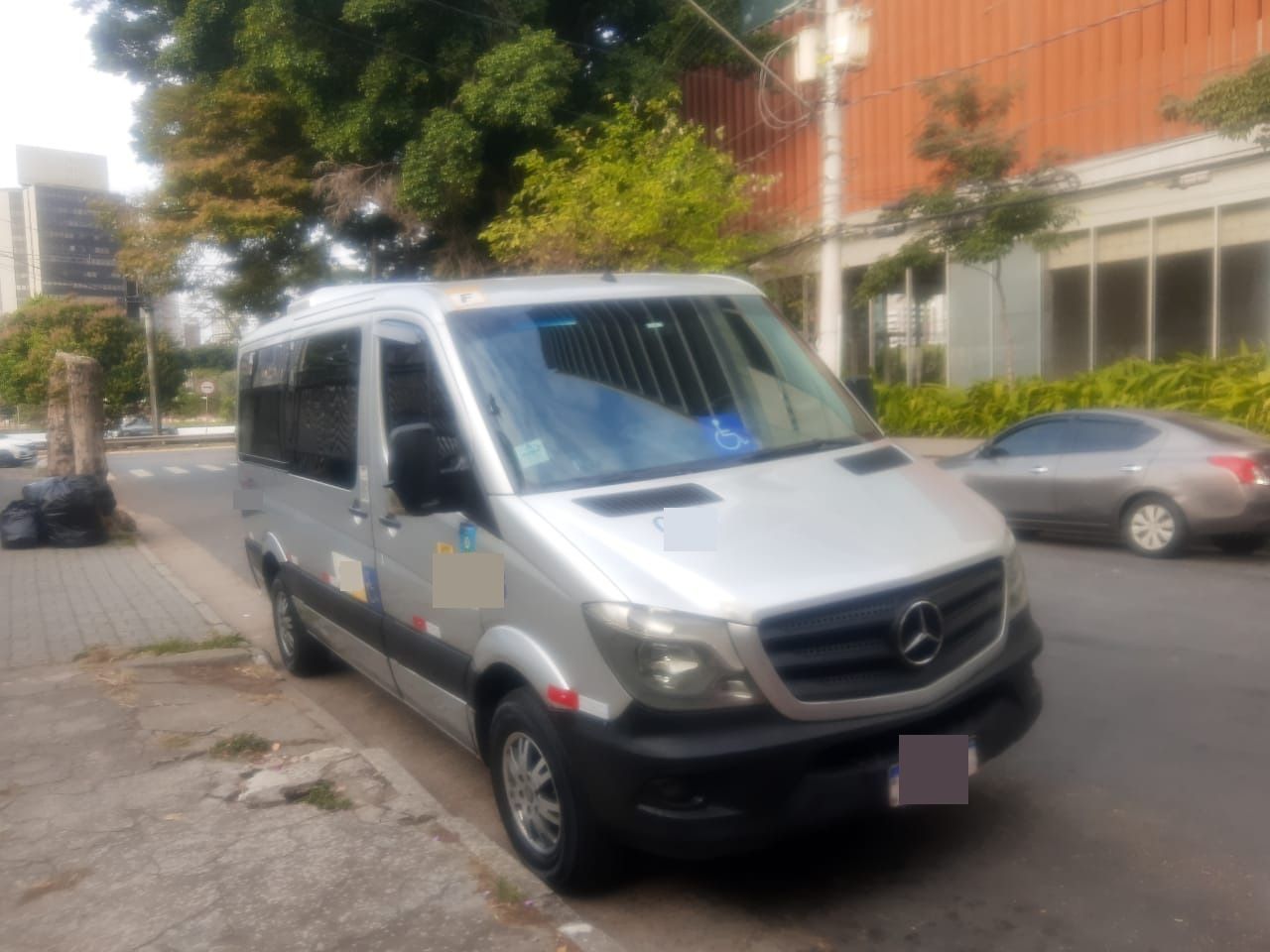 SPRINTER CDI 415 ANO 2019 CURTA T.BAIXO LUXO JM COD.1202