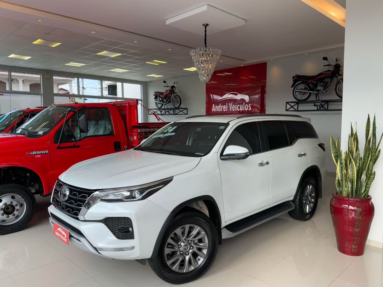 Toyota Hilux SW4 SRX 4X4 2.8 TDI (Aut) (Top) 2024