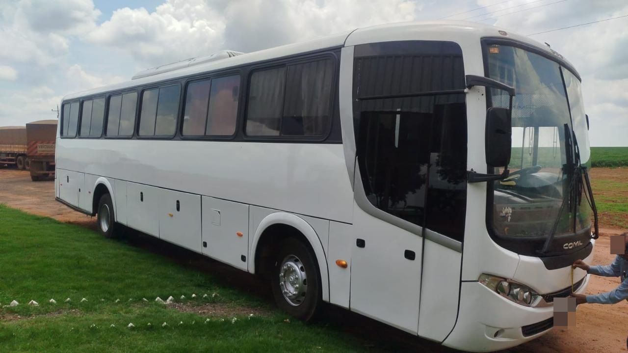 COMIL CAMPIONE 3.25 ANO 2013 M.BENZ OF 1721 JM COD.1094