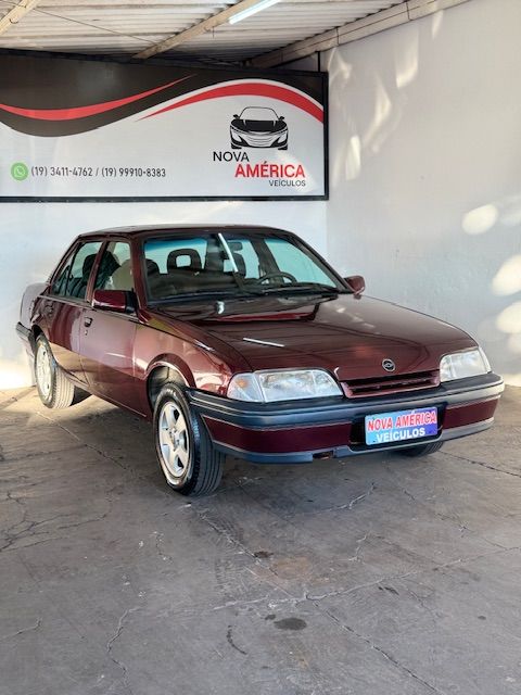 Monza GL 1.8 EFI/ SL/ L/ 650/Barc. 2e4p