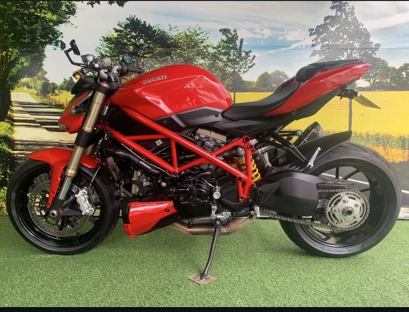 STREETFIGHTER 848