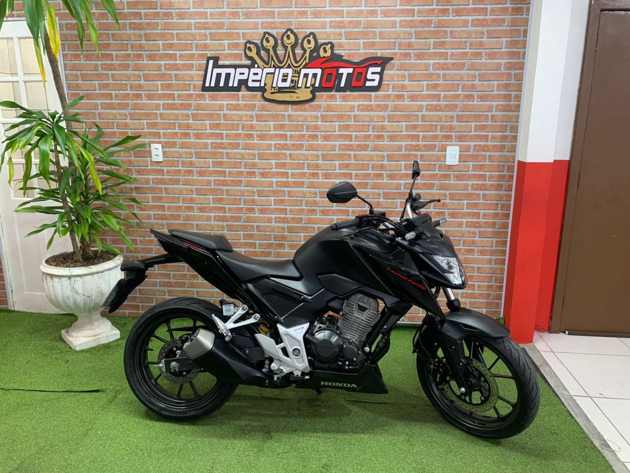 CB 300F Twister Flex