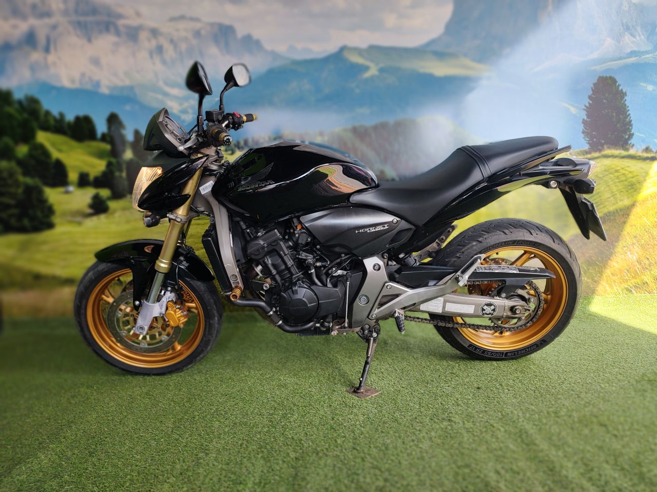 CB 600F HORNET