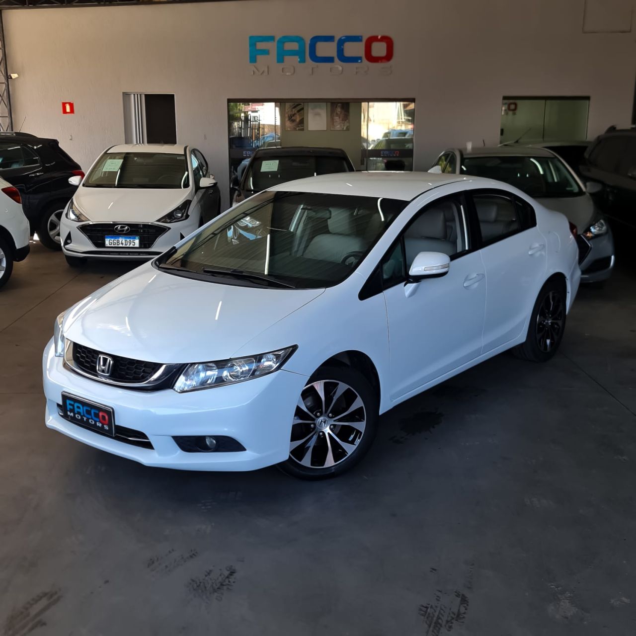 Civic Sedan LXR 2.0 Flexone 16V Aut. 4p