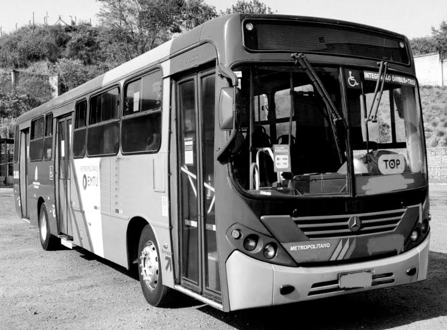 COMIL SVELTO ANO 2010 MB 1722 JM COD.1568