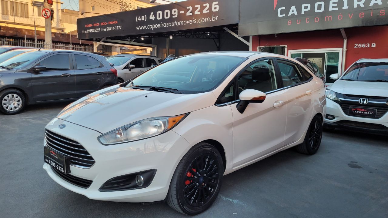 Ford Fiesta Sedan Titanium 1.6 Flex Automatico 2015