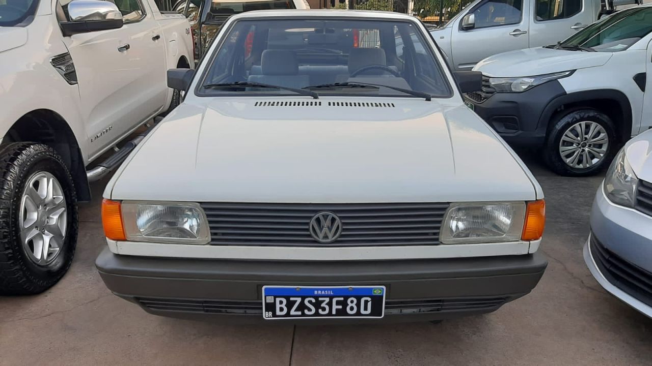 Gol 1000 (modelo antigo)