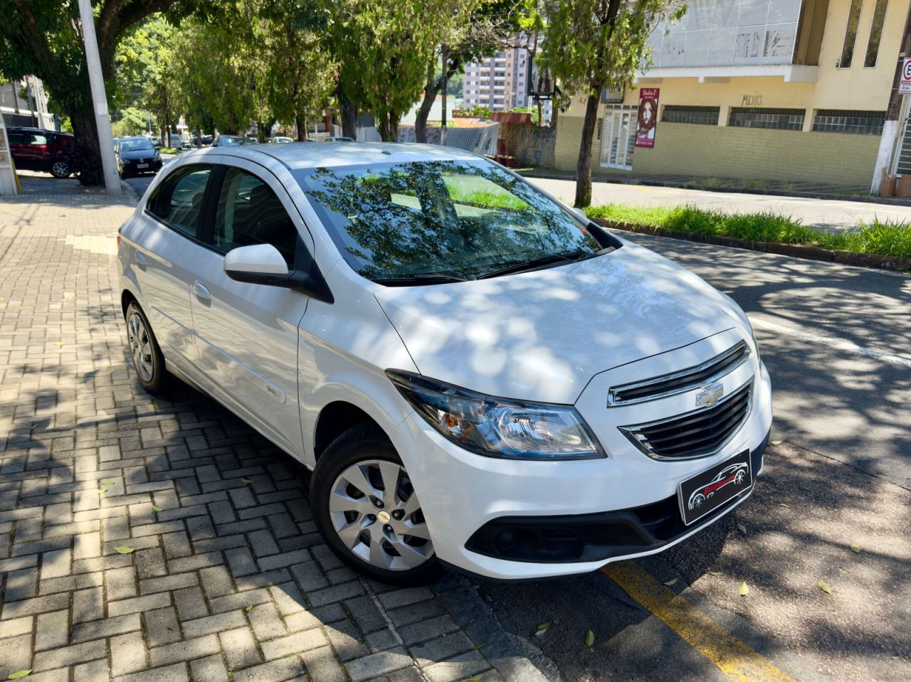 ONIX HATCH LT 1.4 8V FlexPower 5p Mec.