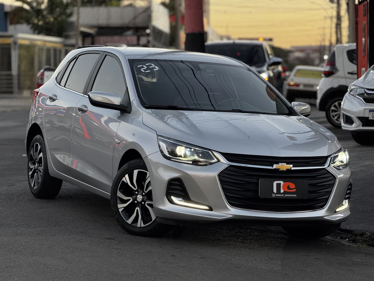 ONIX HATCH PREM. 1.0 12V TB Flex 5p Aut.