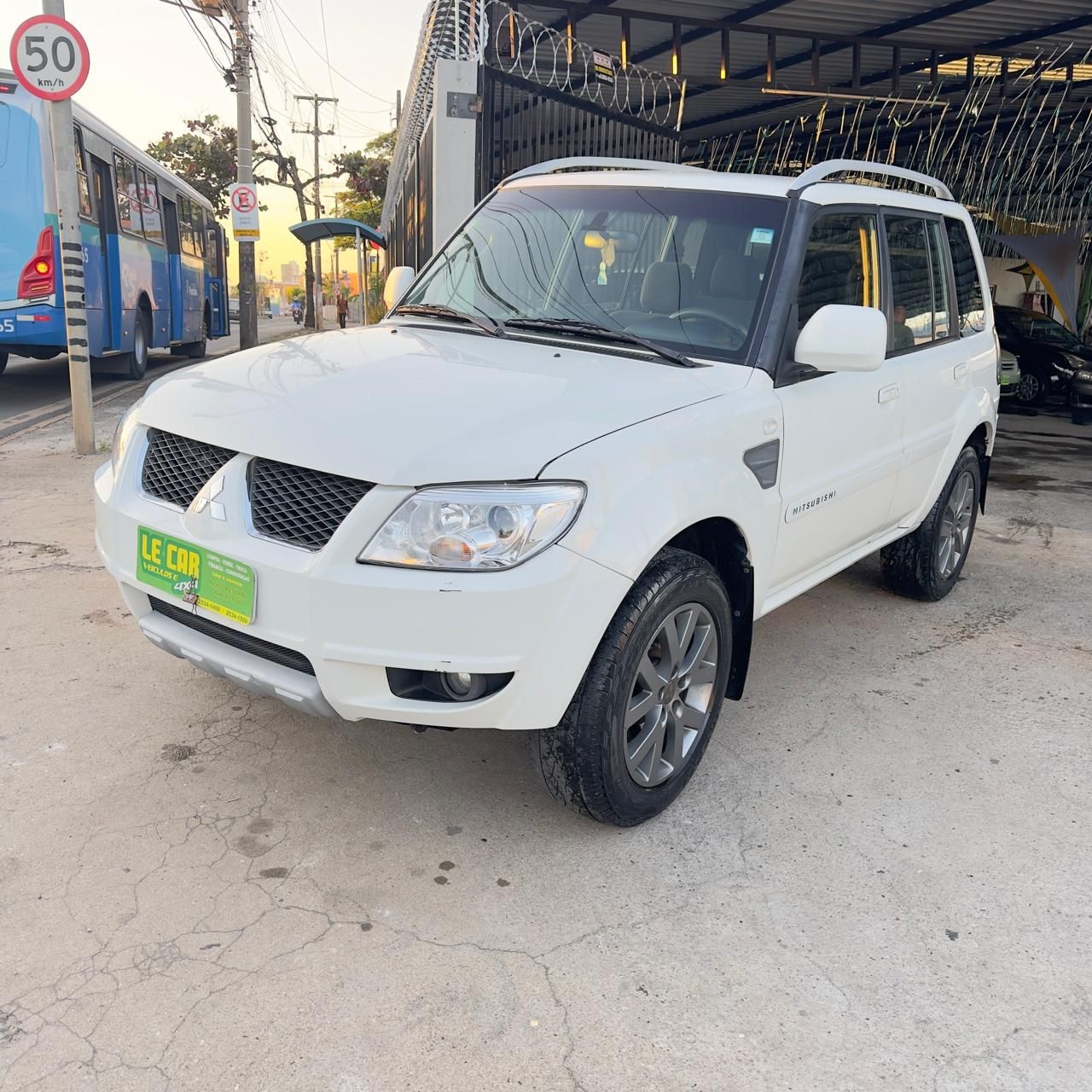 Pajero TR4 2.0 Flex 16V 4X2 Mec.