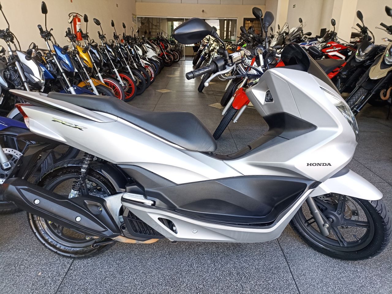 PCX 150/DLX