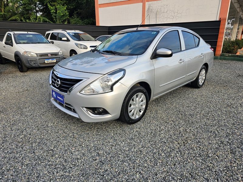 VERSA S 1.6