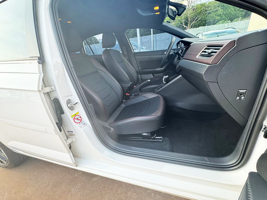 VIRTUS Highline 200 TSI 1.0 Flex 12V Aut
