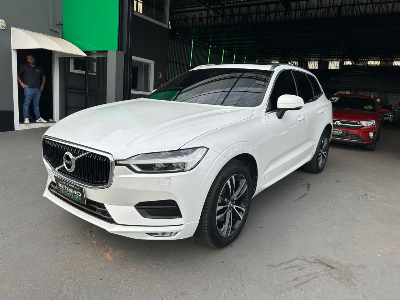 XC 60 T-5 MOMENTUM 2.0 254cv AWD 5p