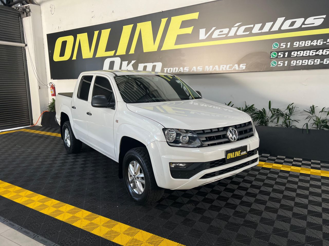 AMAROK Trendline CD 2.0 TDI 4X4 Dies Aut