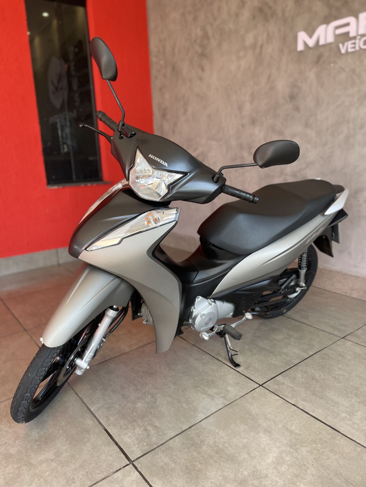 BIZ 125