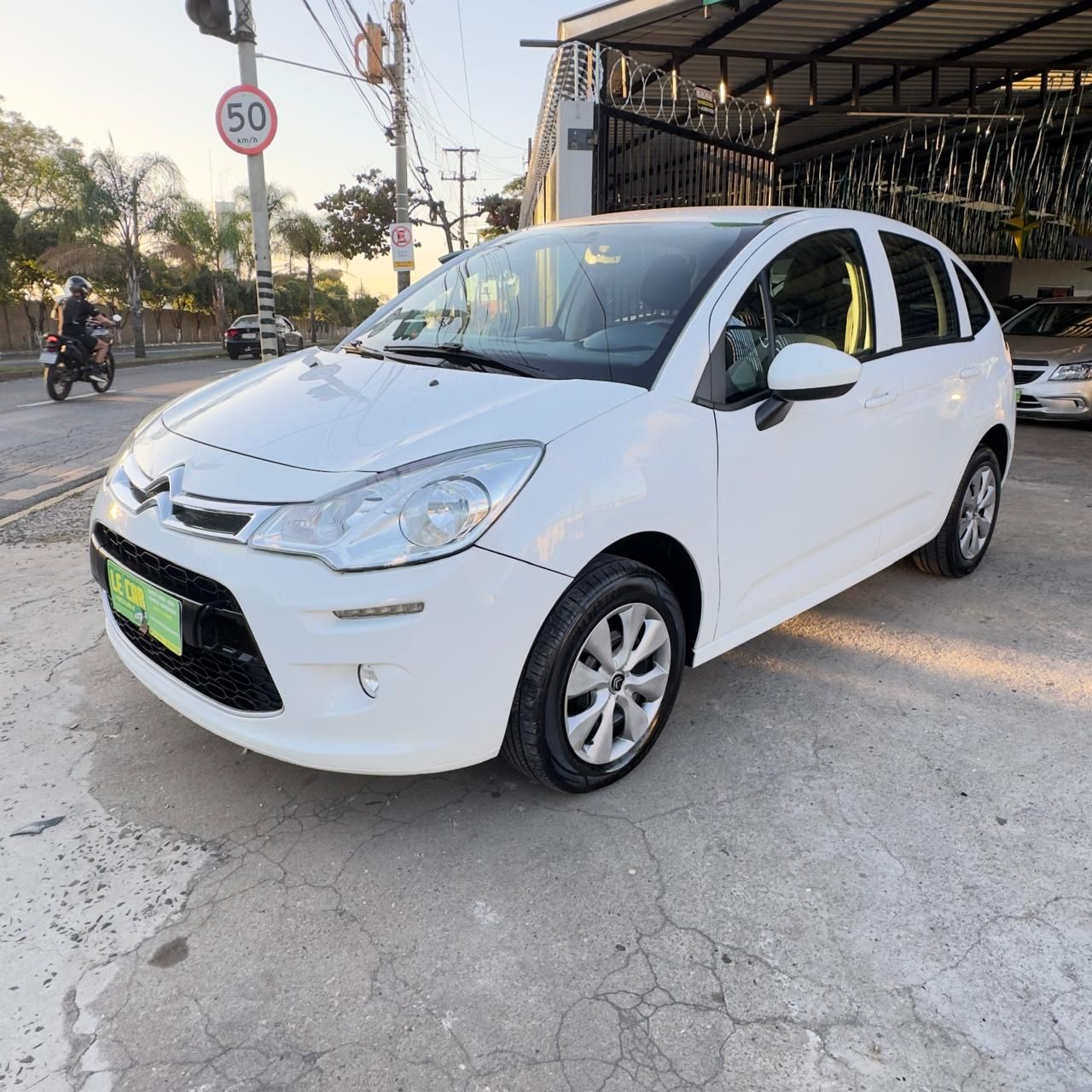C3 Attraction 1.6 Flex 16V 5p Aut.