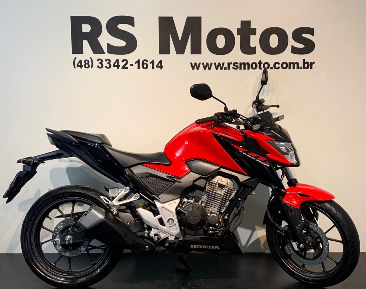 CB 300F Twister Flex