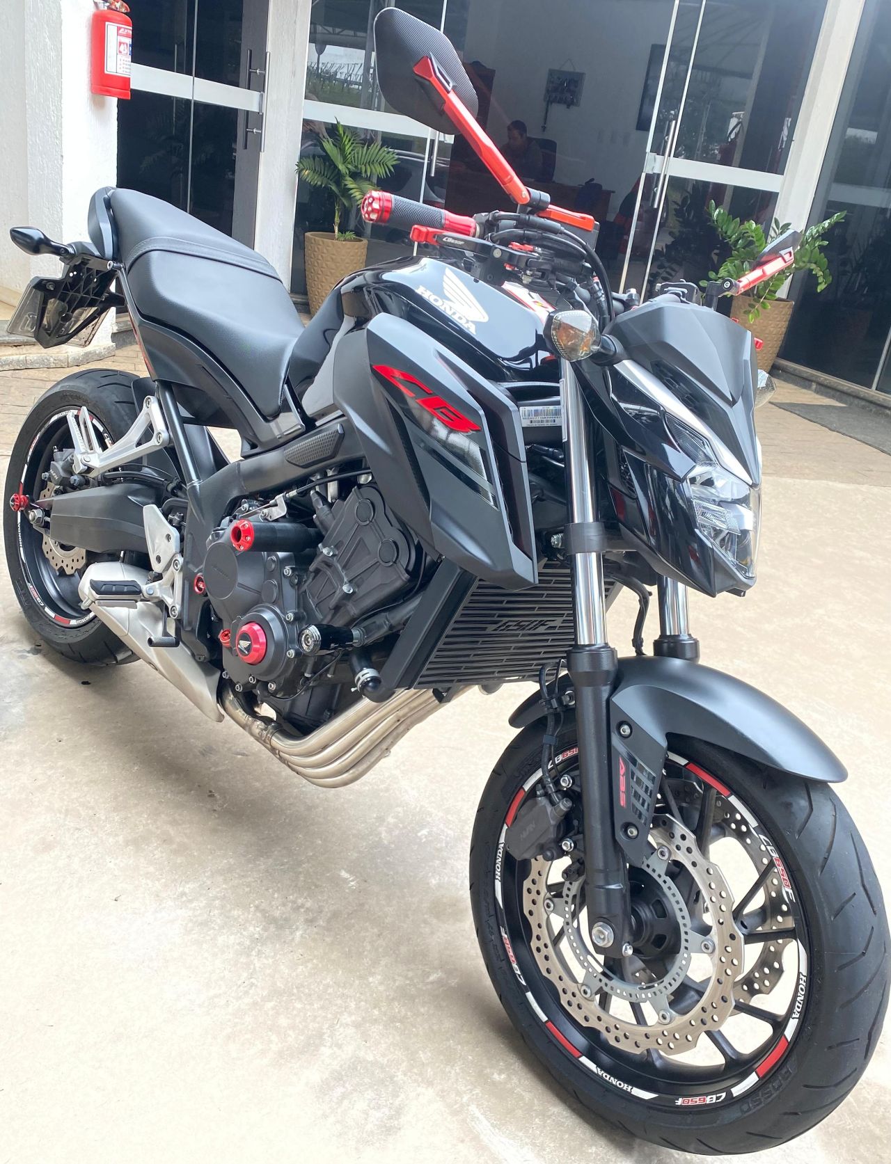 CB 650F