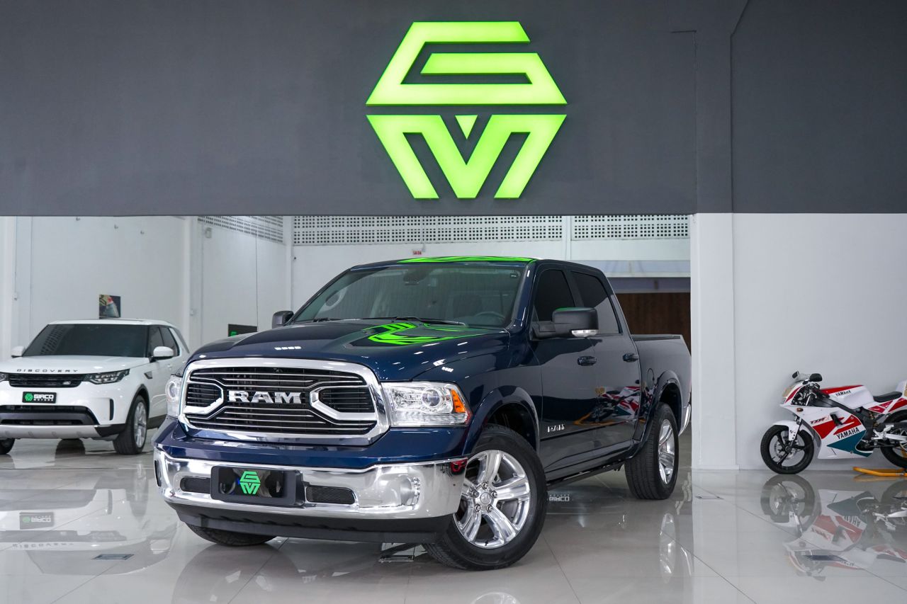 CLASSIC LARAMIE 5.7 CD V8 4X4 Aut.