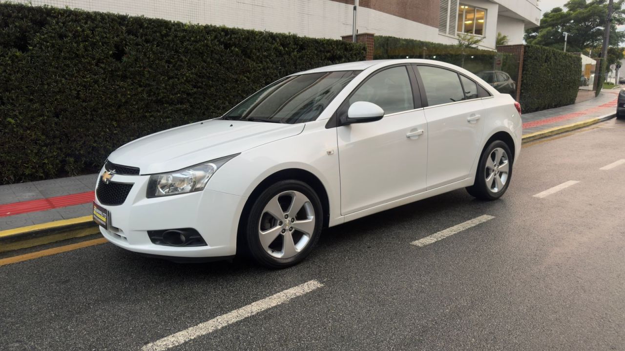 CRUZE LT 1.8 16V FlexPower 4p Aut.