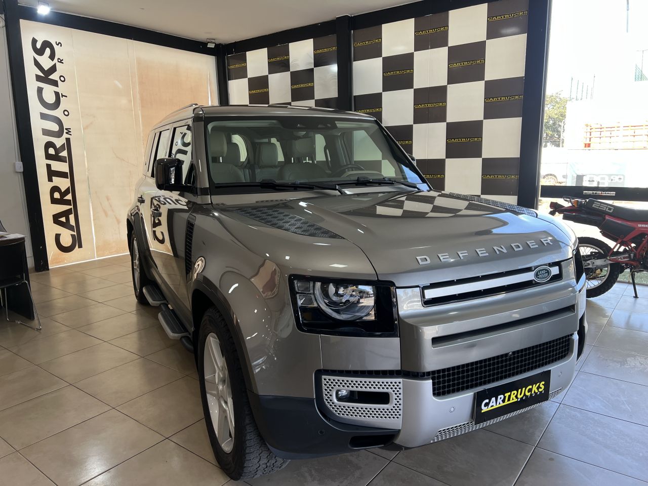 Defender 110 2.0 Turbo SE Si4 Aut.