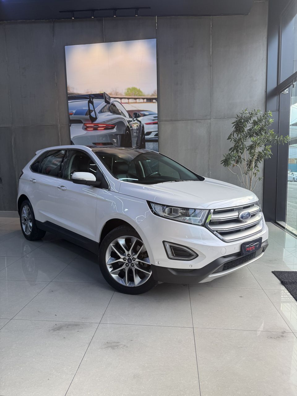 EDGE TITANIUM 3.5 V6 24V AWD Aut.