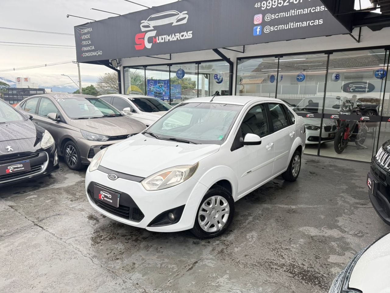 Fiesta Sedan SE 1.6 8V Flex 4p