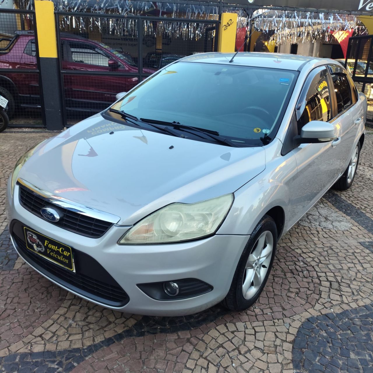 Focus Sedan 2.0 Flex Completo Automatico