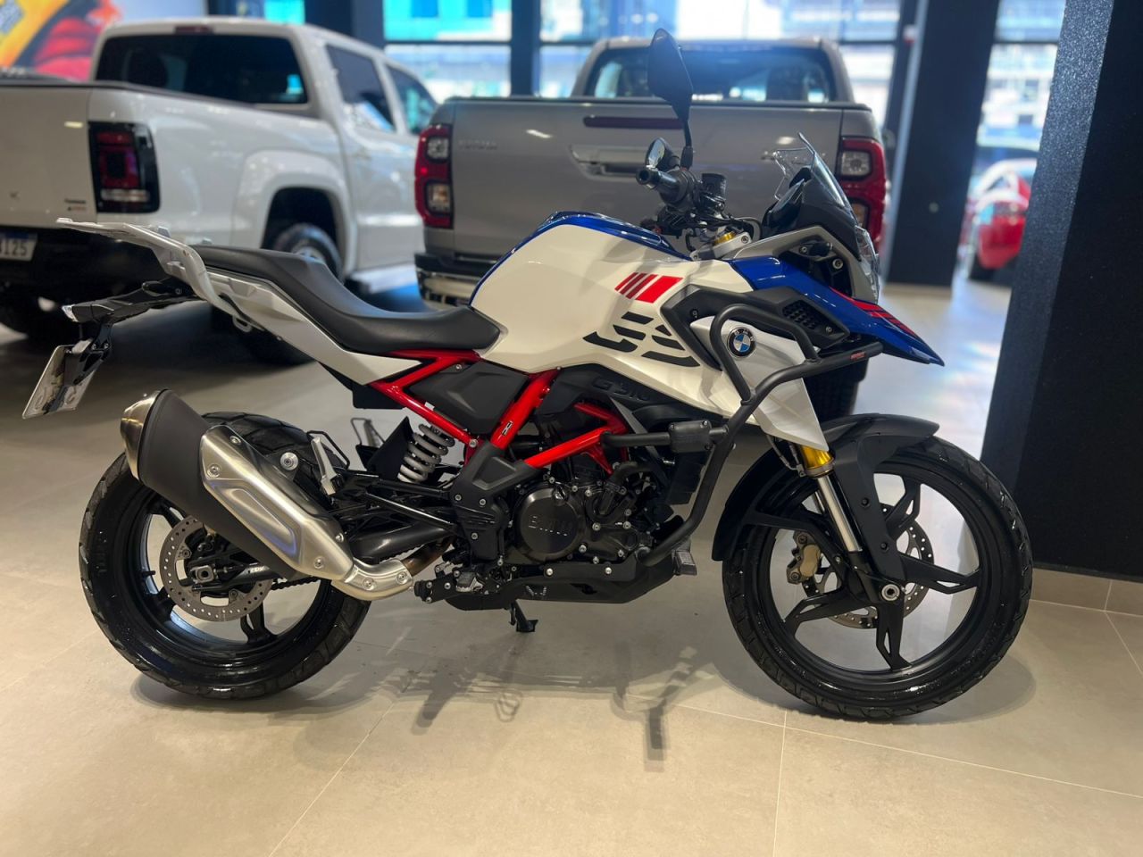 G 310 GS