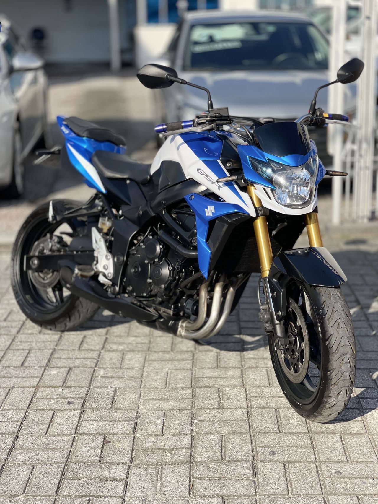 GSR 750
