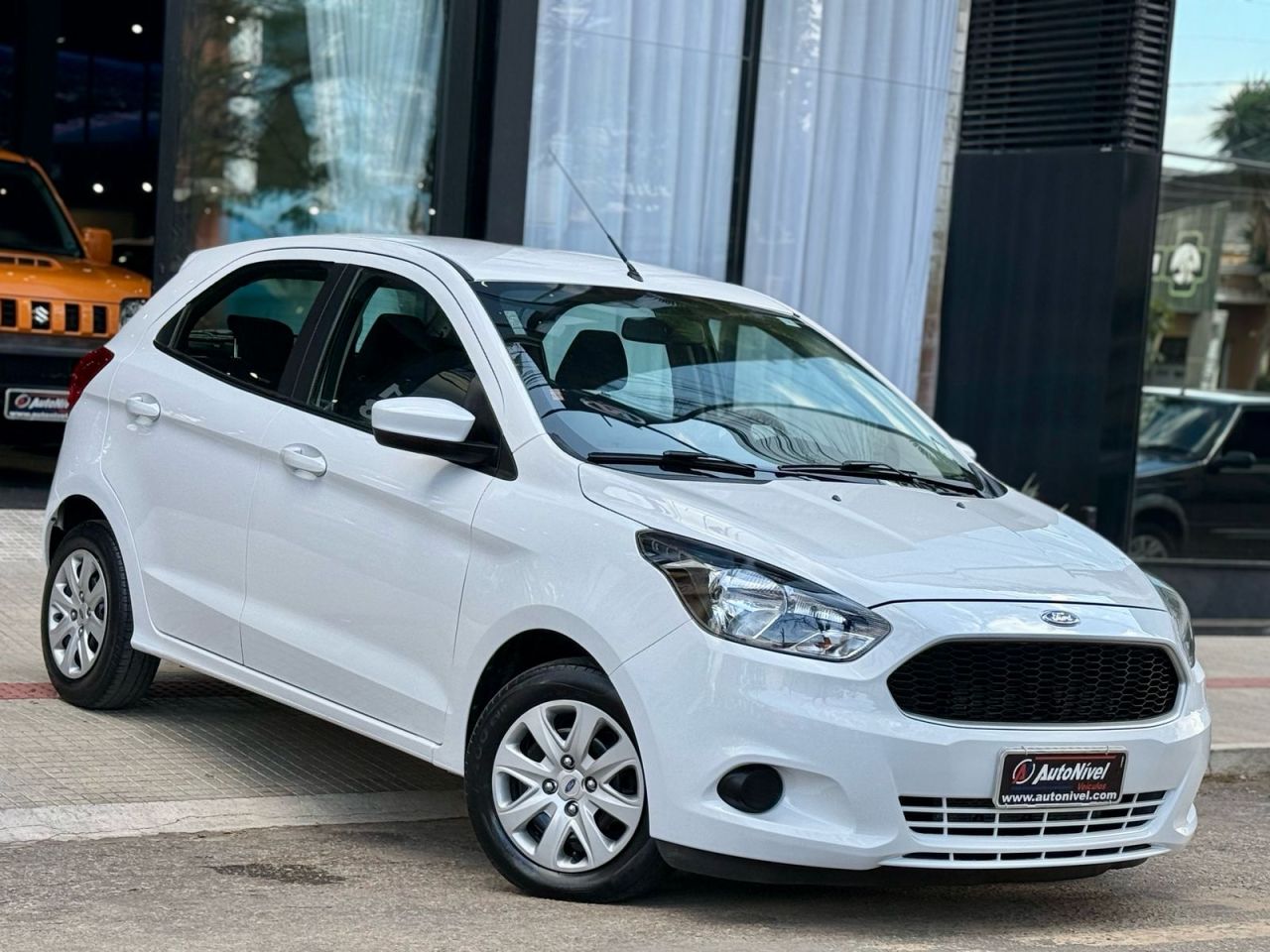 Ka 1.0 SE/SE Plus TiVCT Flex 5p