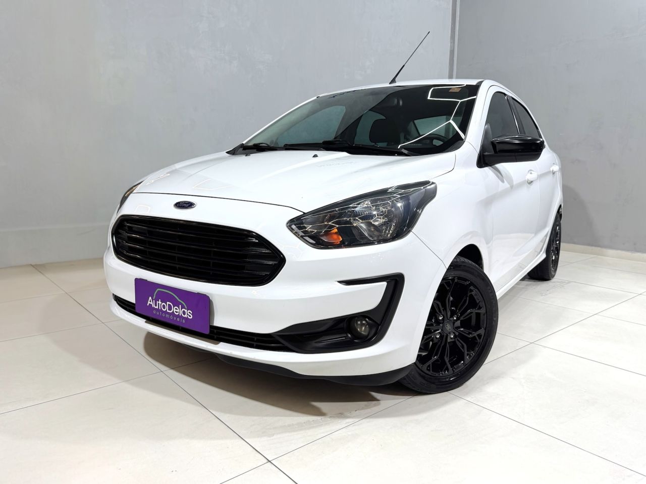 Ka+ Sedan 1.0 SE/SE PLUS TiVCT Flex 4p