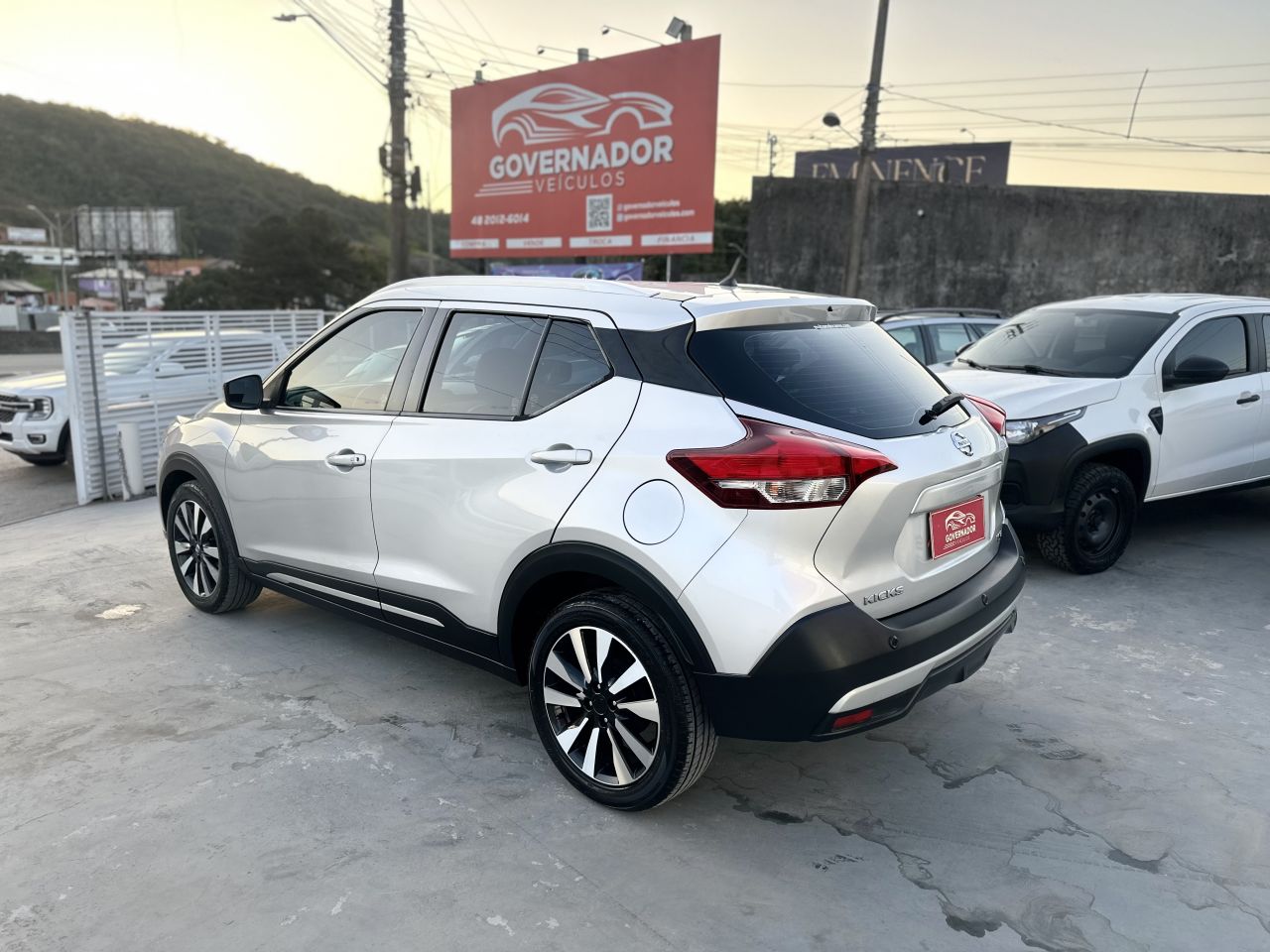 KICKS SV 1.6 16V FlexStar 5p Aut.