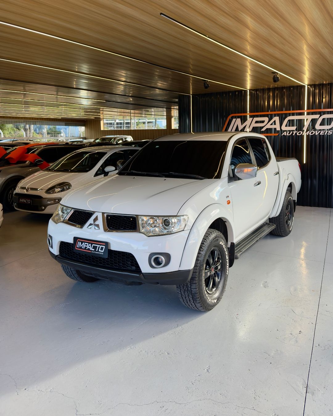 L200 Triton HPE 3.2 CD TB Int.Diesel Aut