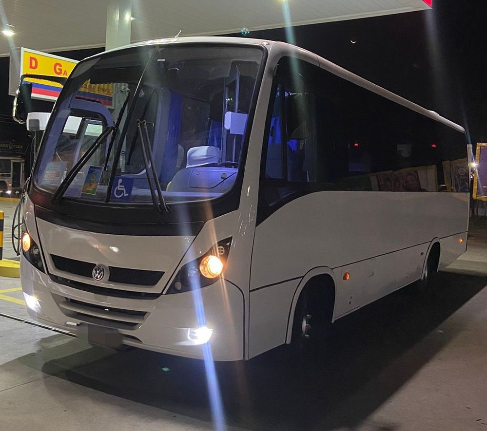 NEOBUS THUNDER PLUS ANO 2013 VW 9.160 JM COD.821