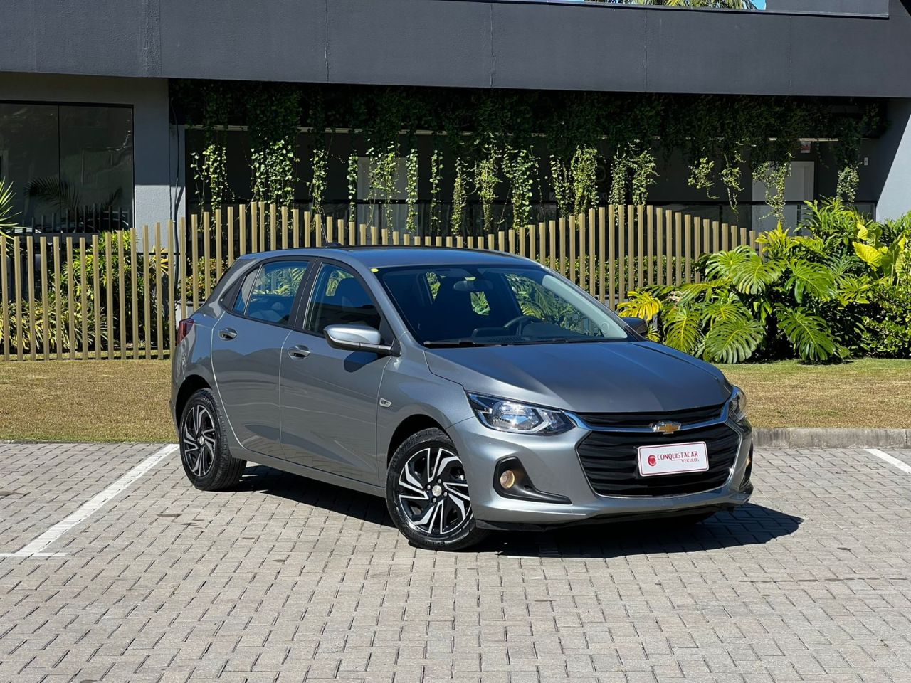 ONIX HATCH LT 1.0 12V Flex 5p Mec.